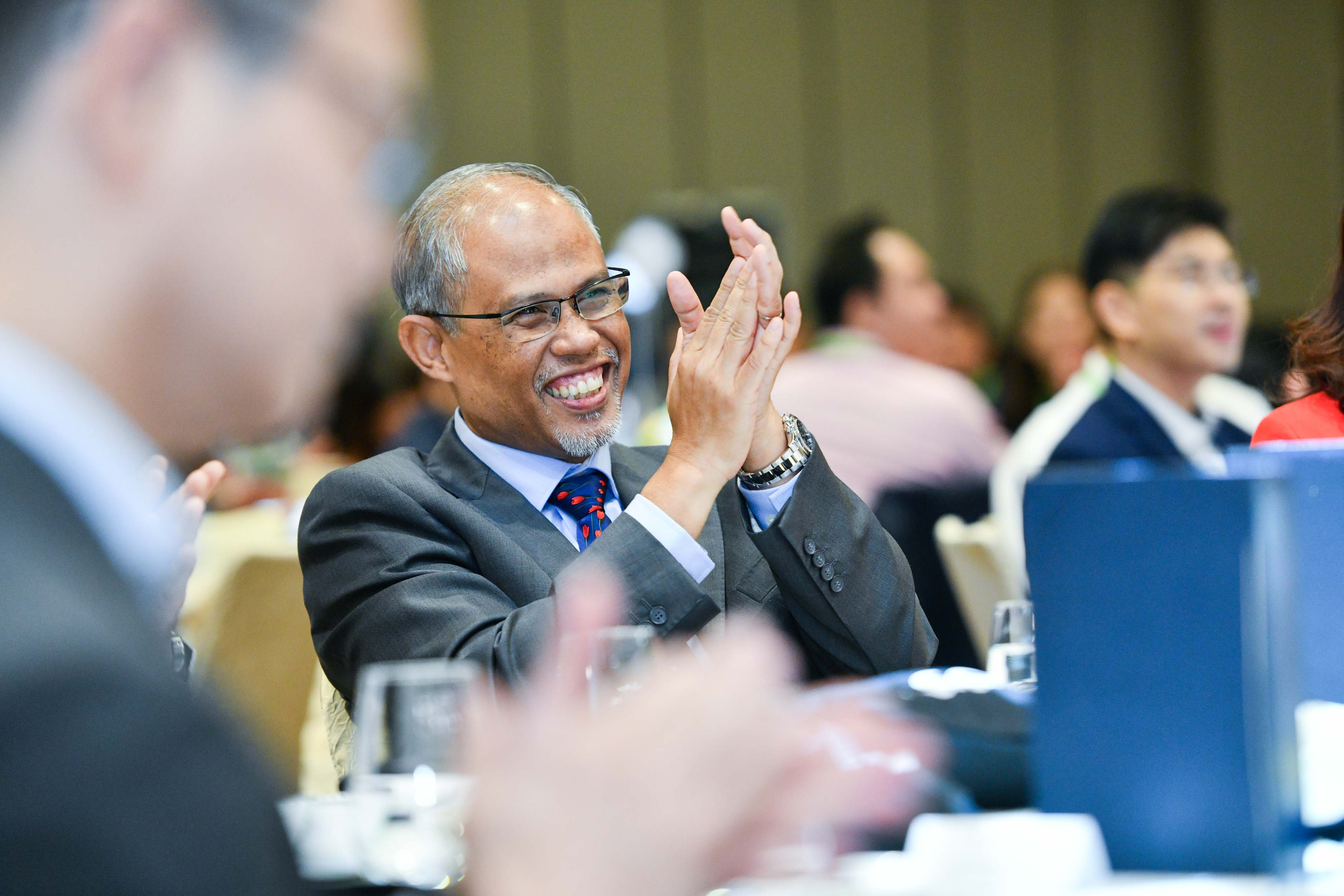 Image of Minister Masagos at the SEAA Awards